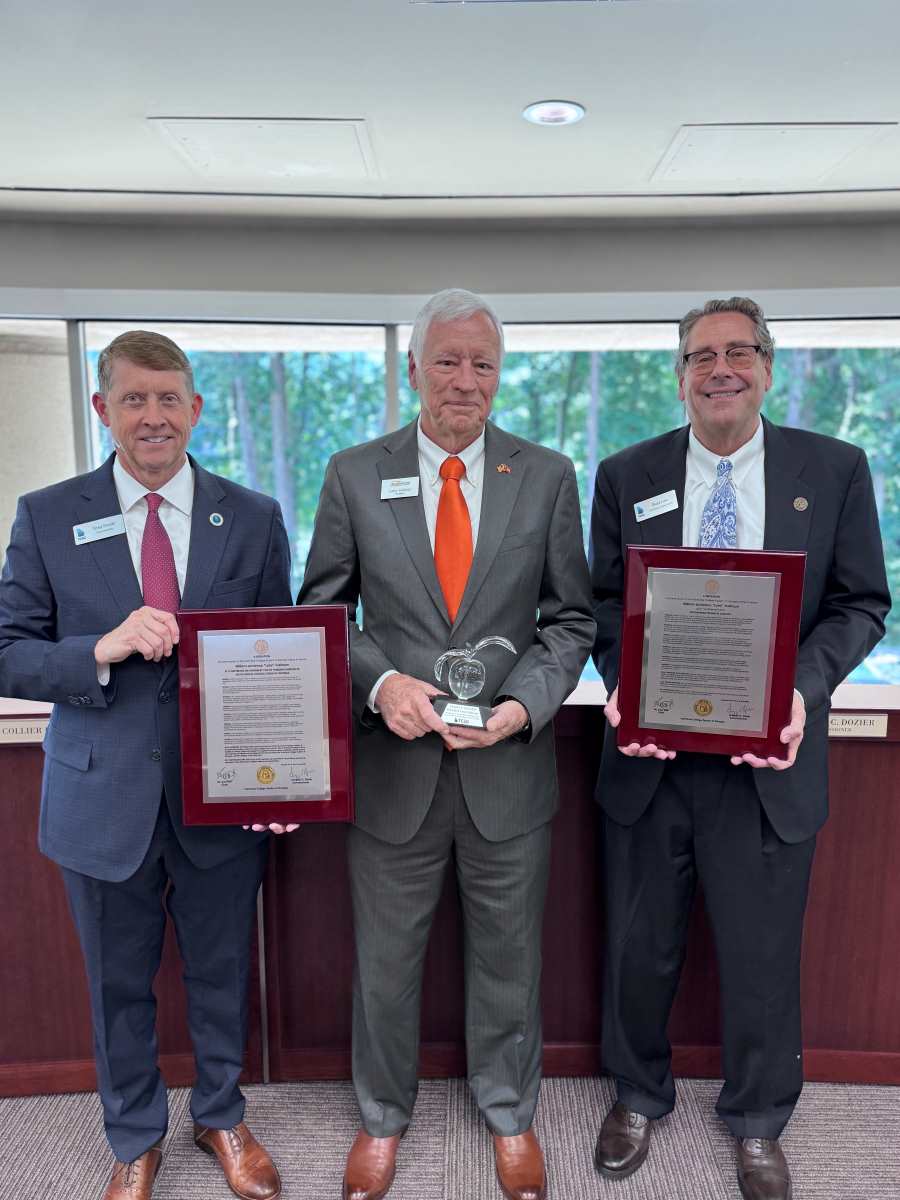 STC President Larry Calhoun Honored Ahead of Retirement