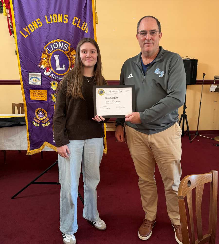 Lyons Lions Club Recognizes Local Students
