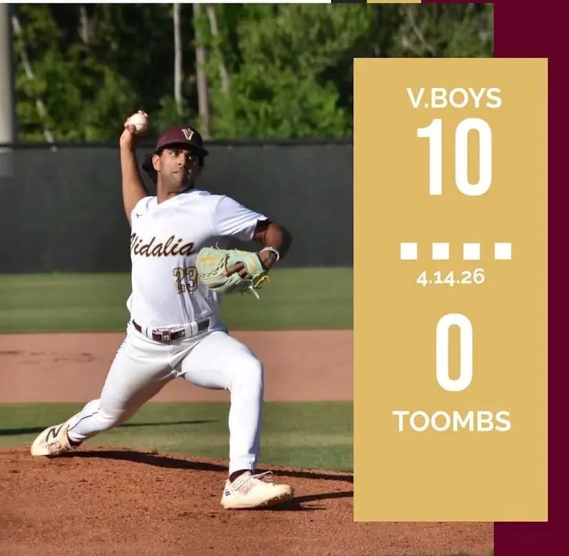Indians Defeat Toombs 10-0 