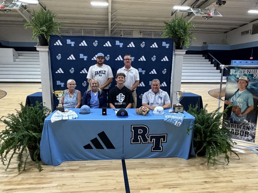 Tabor Signs With South Georgia State College 